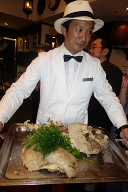 記者発表後のイベントで提供された塩ゆで羊肉